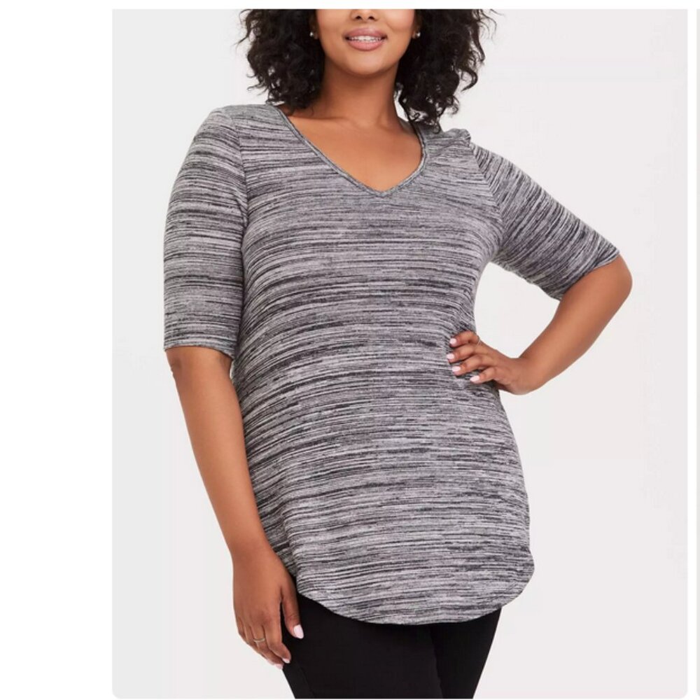Torrid size 2 Gray Super Soft Plush Tunic Tee